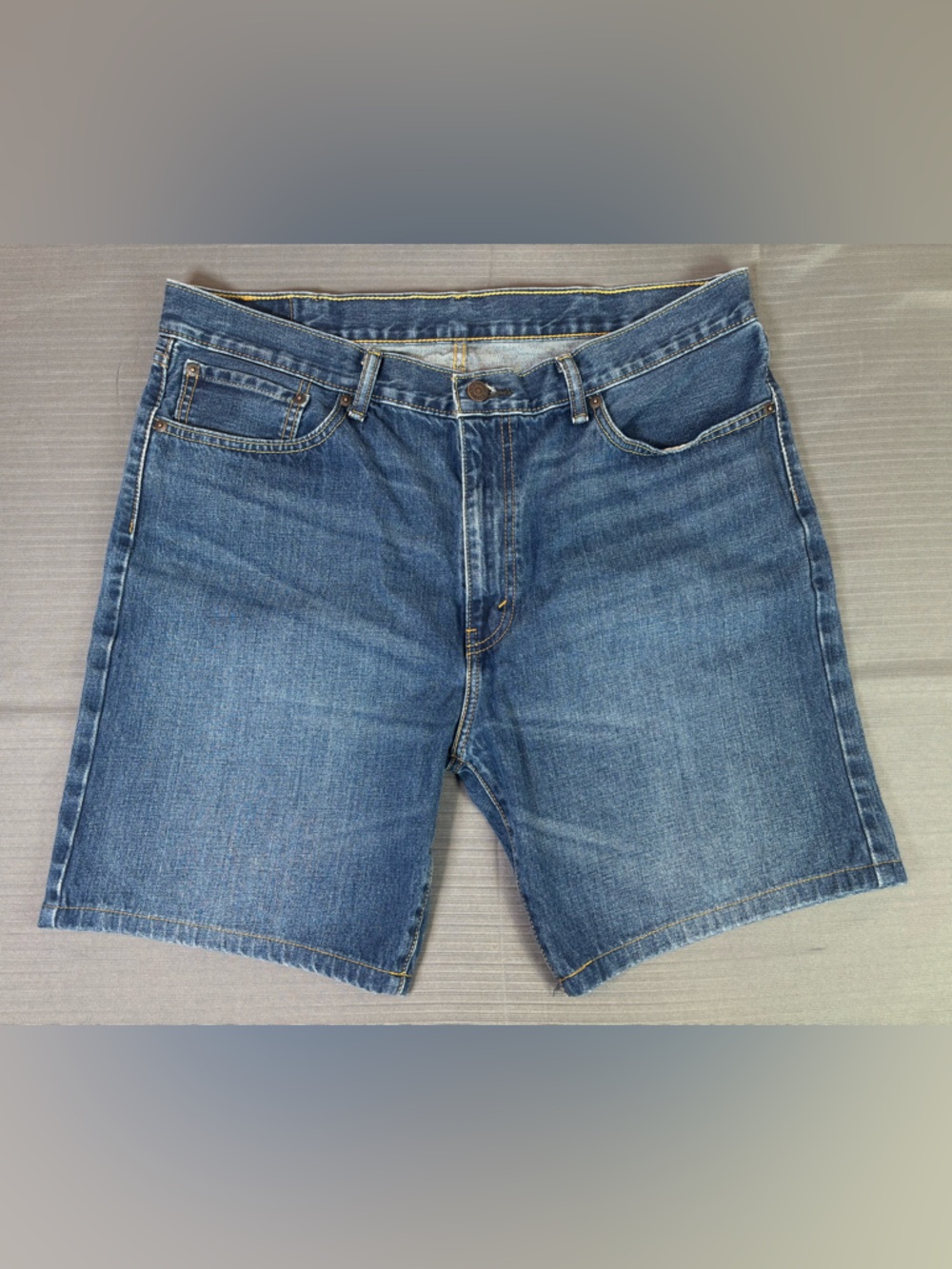 Levi’s 505 Denim Shorts Men’s W38 Blue Jean Shorts Straight Fit Casual Summer